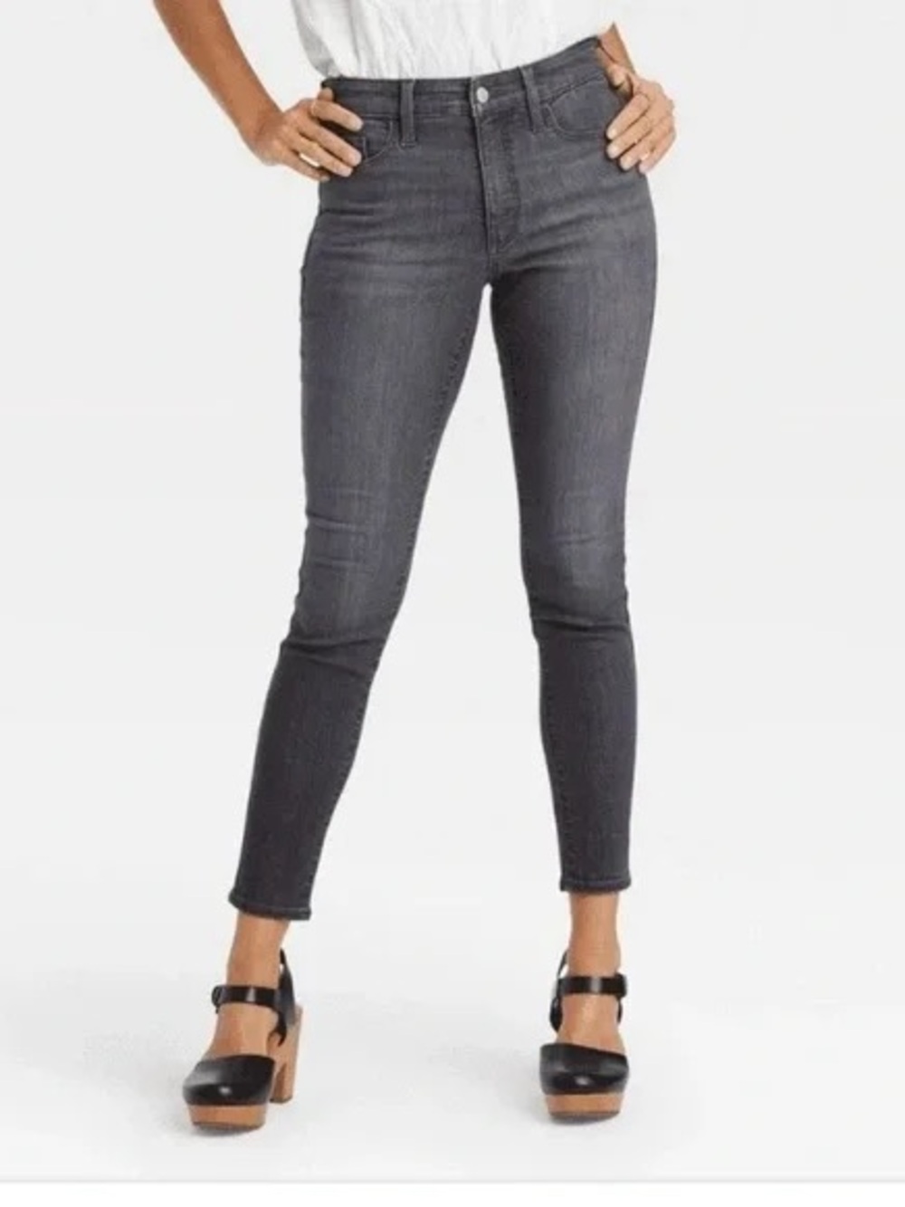 Women’s Universal Thread High Rise Skinny Jeans